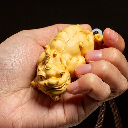 Pixiu-Unicorn Wood Animal Statues for Carving Buxus with Rope, Lucky Feng Shui, Creative Hand-held Ornaments