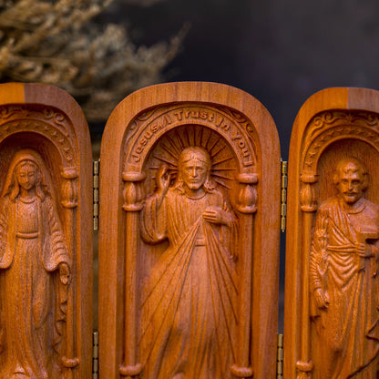 Portable Church Mini Christian Altar, Hand Carved, Religious Objects, Jesus Christ, Joseph, Virgin Mary Statue