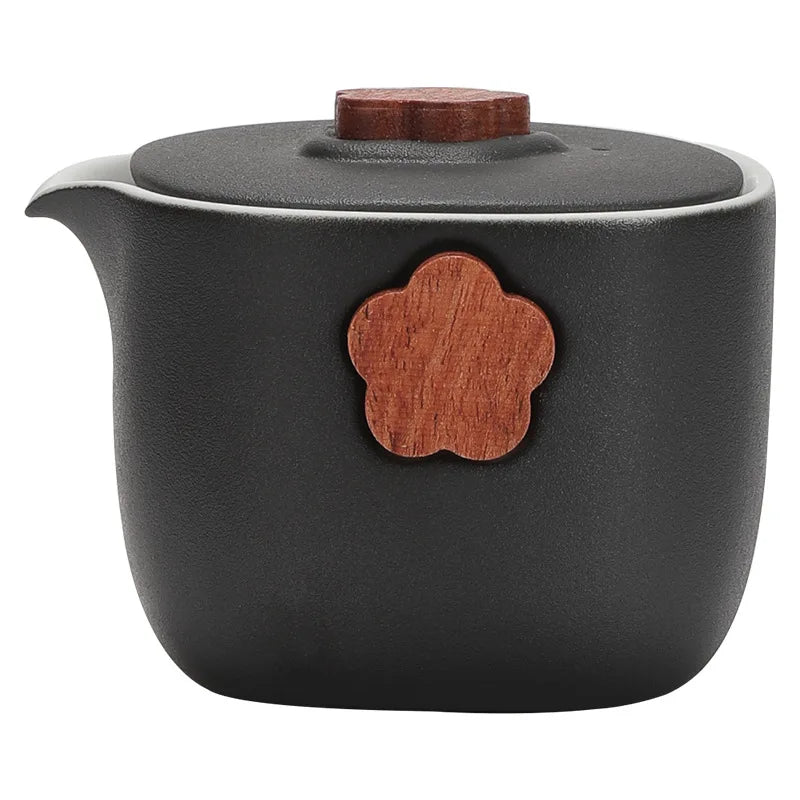 Portable Travel Tea Set Ceramic Teapot Kettle Quik Pots One pot and Three cups Teaware Chinese Drink Teapots Tea Cup Gaiwan