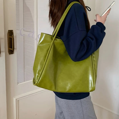 Practical Women Shoulder Bag Fashion forward Single Shoulder Bag Lightweight & Durable Underarm Bag for Shopping Travel