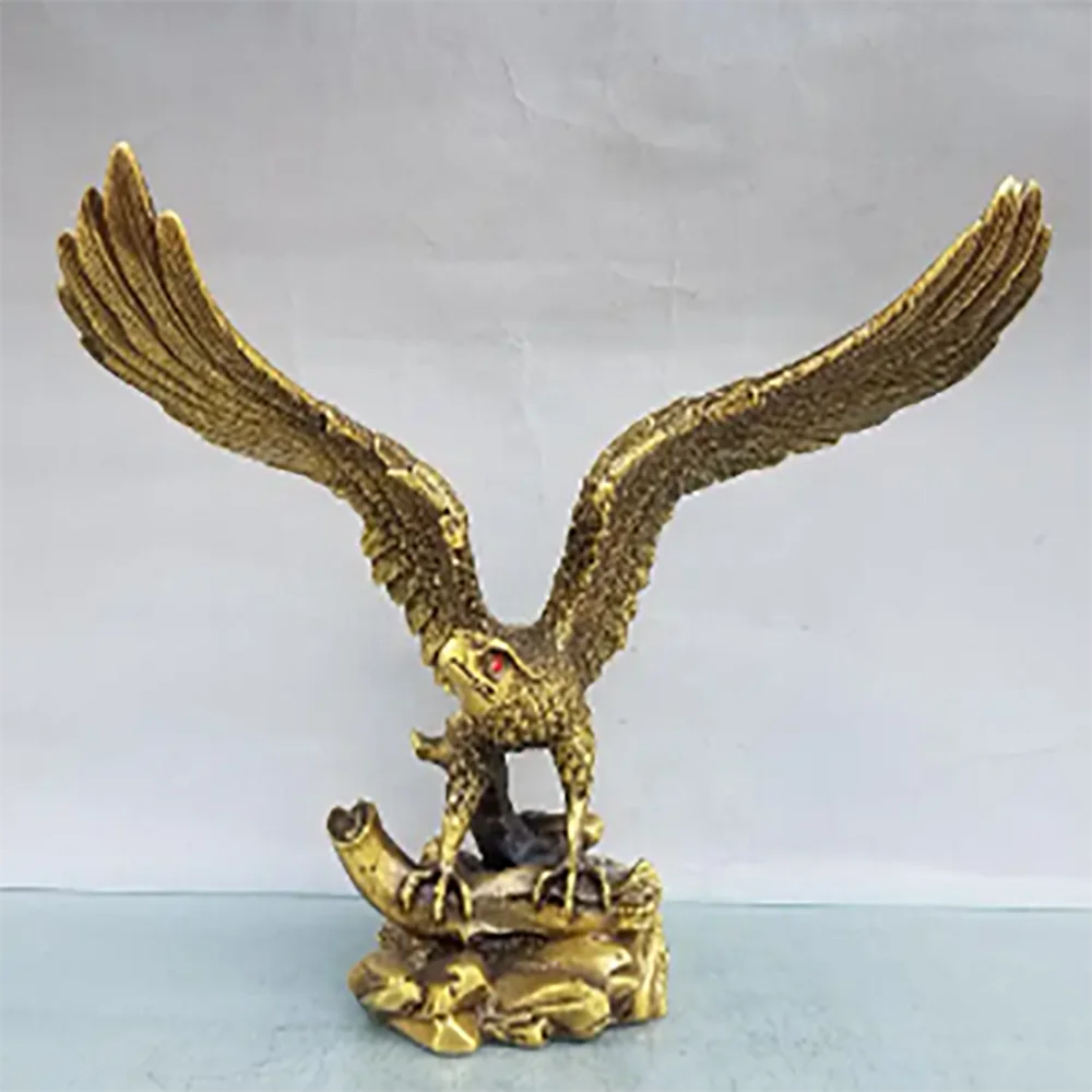 Pure copper Kaiguang Eagle ornaments show great prospects