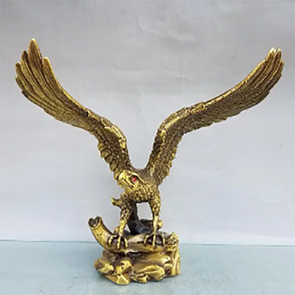 Pure copper Kaiguang Eagle ornaments show great prospects