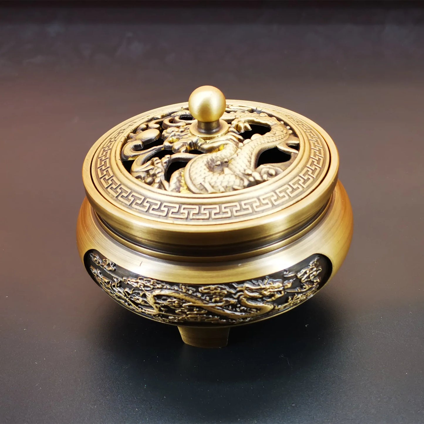 Pure copper Retro Three Legged Carving lncense Household Nostalgic Indoor Purification Sandalwood Aromatherapy Burner