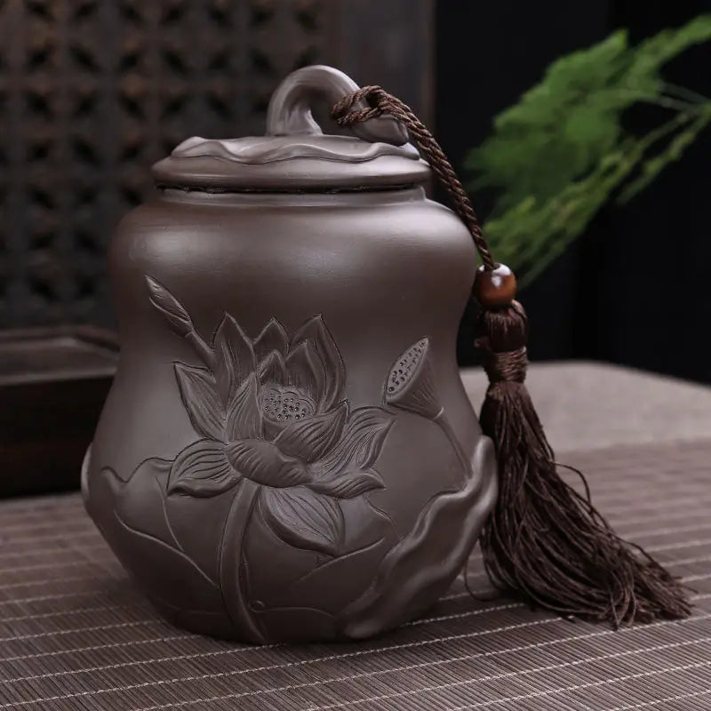 Purple Sand Ceramic Sealed Tea Caddy, Household Gourd Tea Canister, Moisture-Proof Tea Tank, Tank, Relief Lotus, Medium, 250g