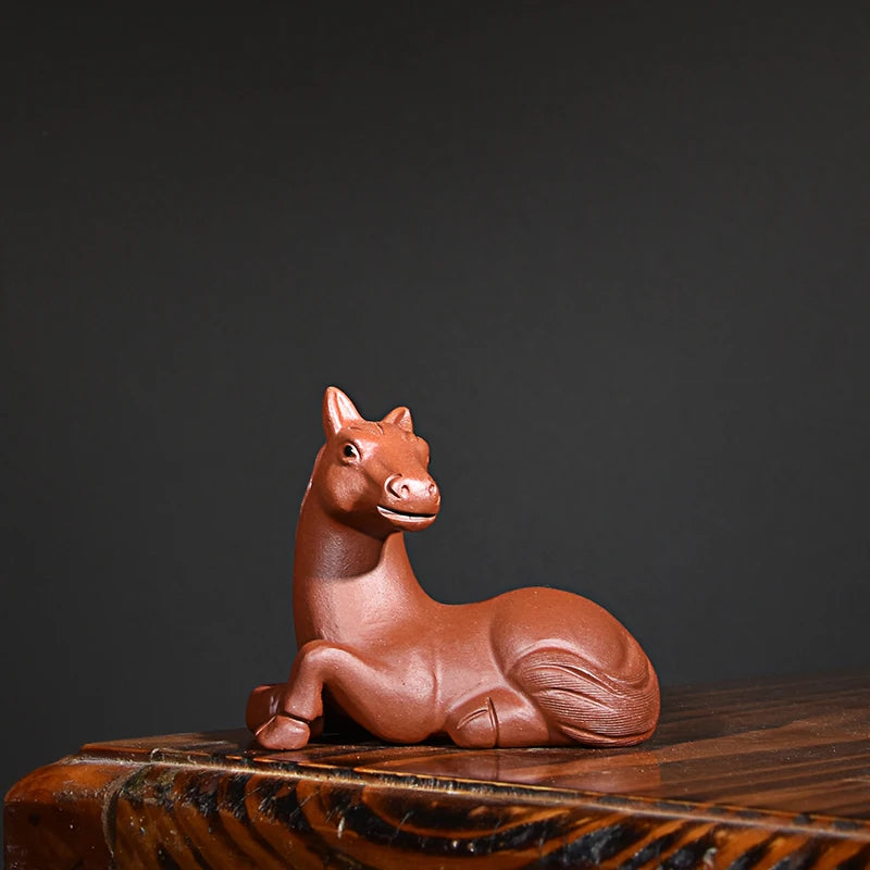 Purple Sand Horse Tea Ornaments Lying horse Madaochenggong Tea Tray Ornament Accessories Handmade Supportable
