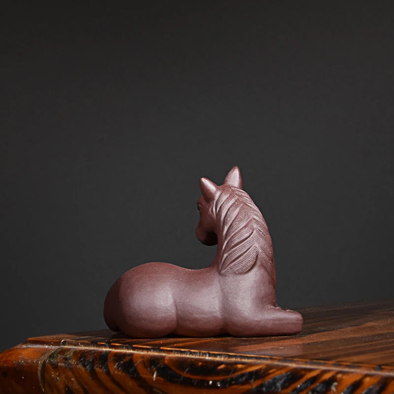 Purple Sand Horse Tea Ornaments Lying horse Madaochenggong Tea Tray Ornament Accessories Handmade Supportable