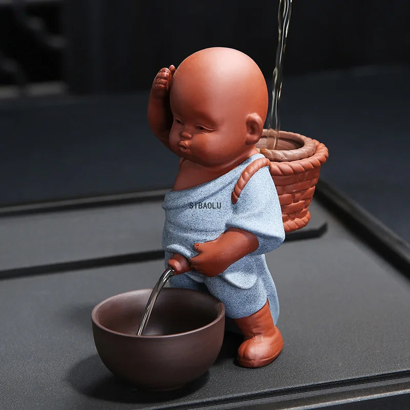 Purple Sand Tea Pet Ornaments Little Monk Ceramic Figures Tea Play Peeing Doll Tea Set Peeing Water Spray Accessories