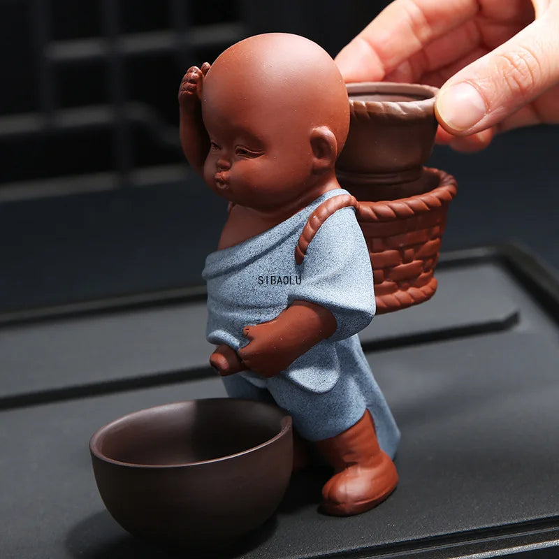 Purple Sand Tea Pet Ornaments Little Monk Ceramic Figures Tea Play Peeing Doll Tea Set Peeing Water Spray Accessories