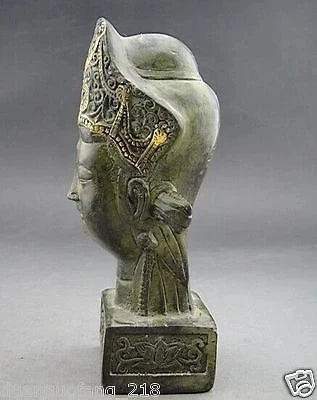 Rare collectibles Old Tibetan Buddhism Kwan-yin Bronze gilt Statue Seal Signet