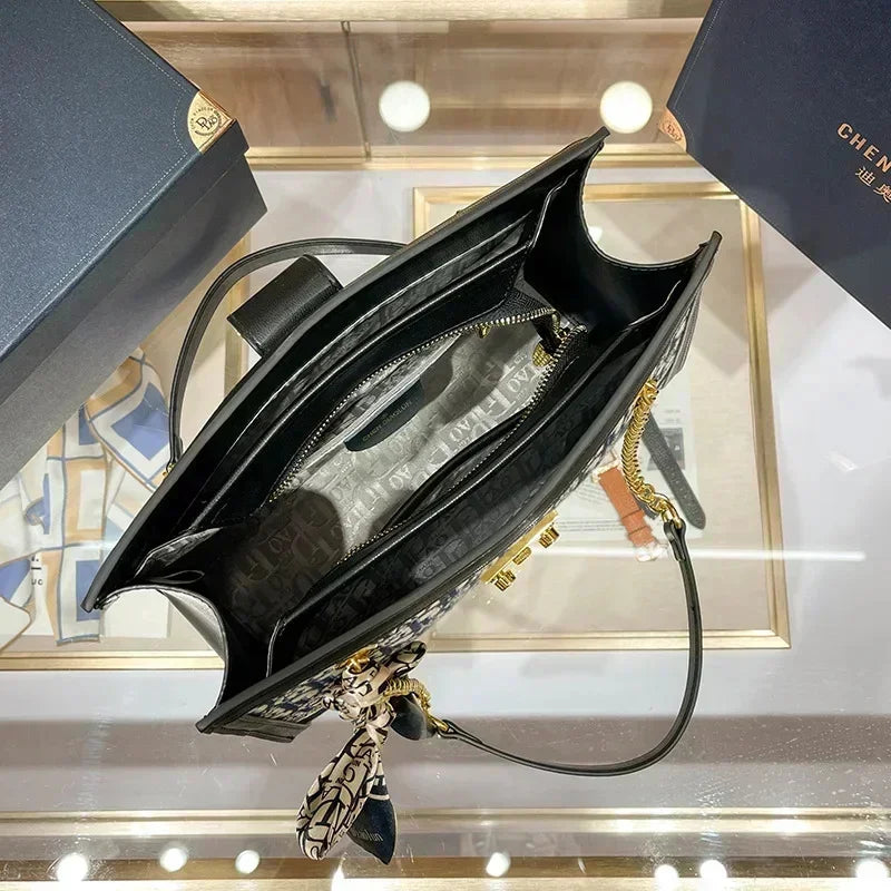 Real Leather Top Quality 2024 New Fashion Ladies Portable Document Large Capacity Crossbody Bag Designer Handbags Purses Sac Gg
