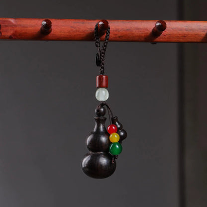 Red Sandalwood Luminous Keychain for Couples, Bag Pendant, Car Key Chain, Wooden Animals, Wood Wall Decor, Boys and Girls Decora