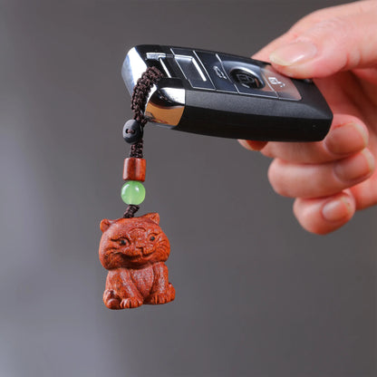 Red Sandalwood Luminous Keychain for Couples, Bag Pendant, Car Key Chain, Wooden Animals, Wood Wall Decor, Boys and Girls Decora