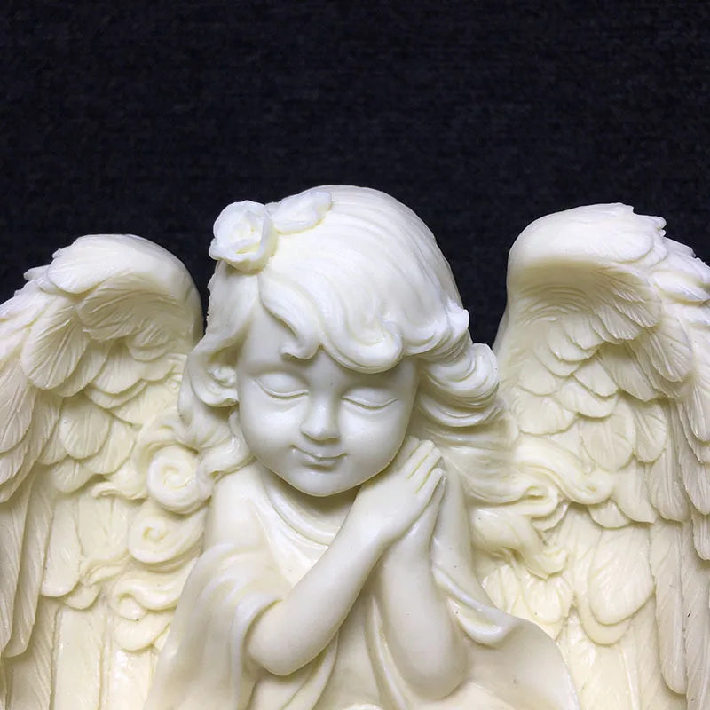 Resin Angel Maiden Character Decoration Statue Hand-Carved Luxury Home Room Office Desktop Romantic Candlestick Decor Statue