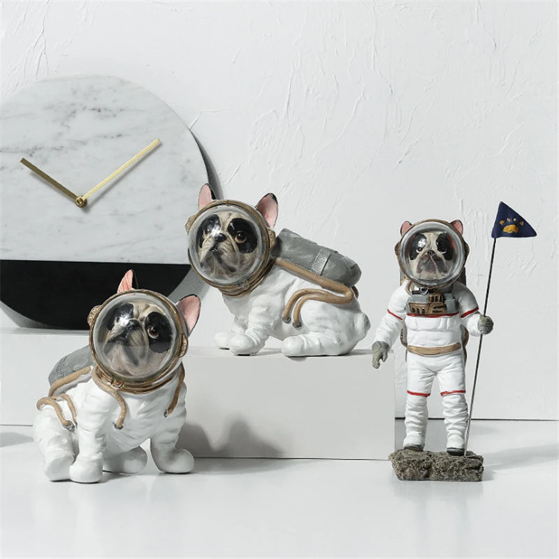 Resin Astronaut Dog Statue Figurine Animals Spaceman Bulldog Art Sculpture Model Art Craft Home Decoration Accessories