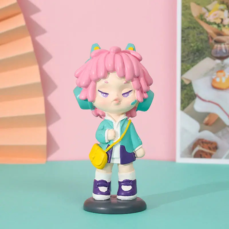 Resin Cartoon Cool Girl Car Ornament Micro Landscape Bonsai Decoration Desktop Creative Trinket Home Accessories Figurines
