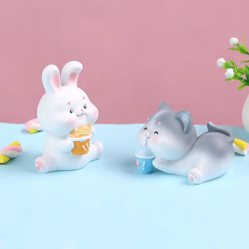 Resin Cartoon Cute Animal Car Ornament Micro Landscape Bonsai Decoration Desktop Creative Trinket Home Accessories Figurines