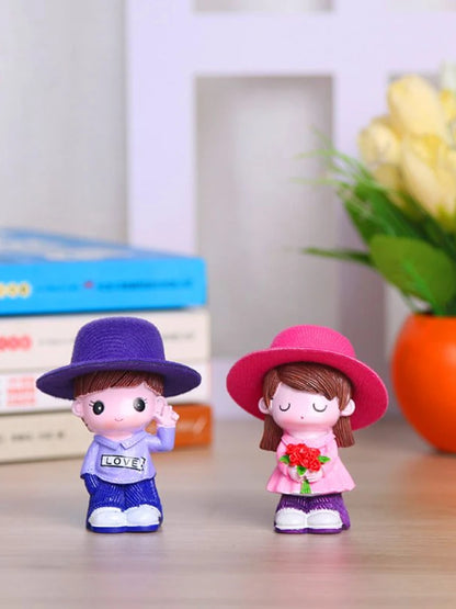 Resin Cartoon Cute Girl and Boys Car Ornament Micro Landscape Bonsai Decoration Desktop Creative Trinket Home Accessories