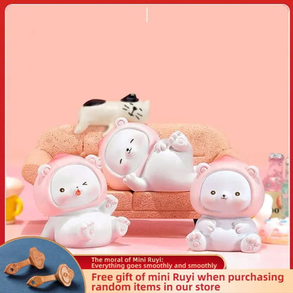 Resin Cartoon Cute Peach Bear Car Ornament Micro Landscape Bonsai Decoration Desktop Creative Trinket Home Accessories Figurines