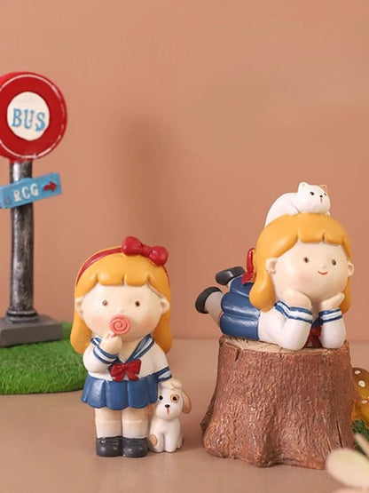Resin Cartoon Lovely Maiden Car Ornament Micro Landscape Bonsai Decoration Desktop Creative Trinket Home Accessories Figurines