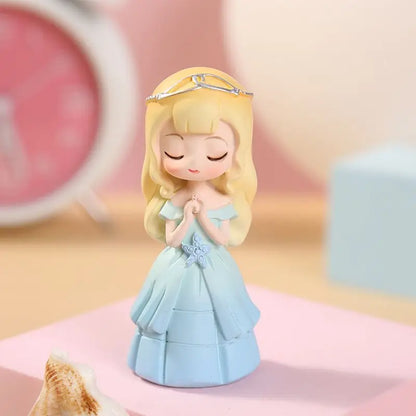 Resin Cartoon Pretty Princess Car Ornament Micro Landscape Bonsai Decoration Desktop Creative Trinket Home Accessories Figurines