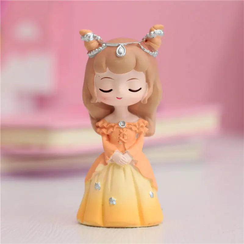 Resin Cartoon Pretty Princess Car Ornament Micro Landscape Bonsai Decoration Desktop Creative Trinket Home Accessories Figurines