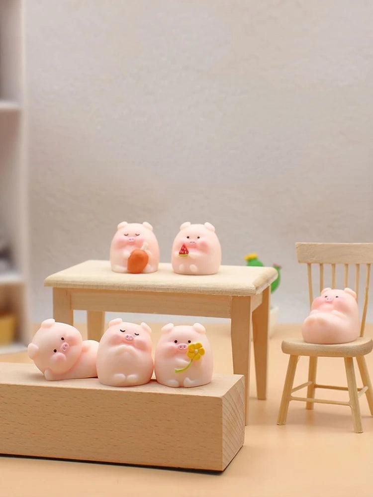 Resin Cute Cartoon Pig Car Ornaments Micro Landscape Bonsai Decoration Desktop Creative Trinket Home Accessories Figurines