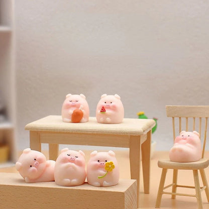 Resin Cute Cartoon Pig Car Ornaments Micro Landscape Bonsai Decoration Desktop Creative Trinket Home Accessories Figurines