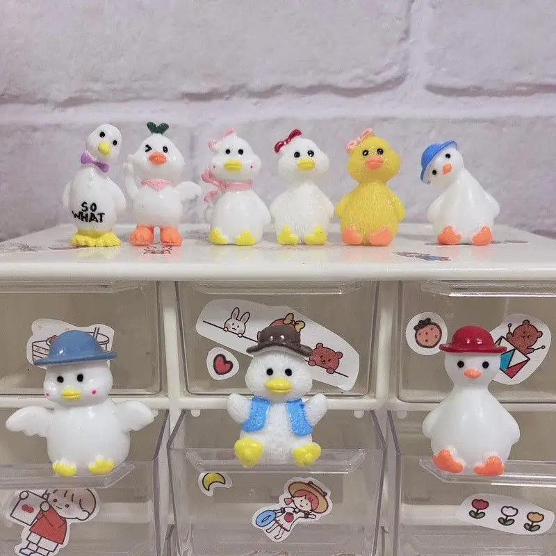 Resin Cute Duckling Car Ornaments Micro Landscape Bonsai Decoration Desktop Creative Trinket Home Accessories Figurines