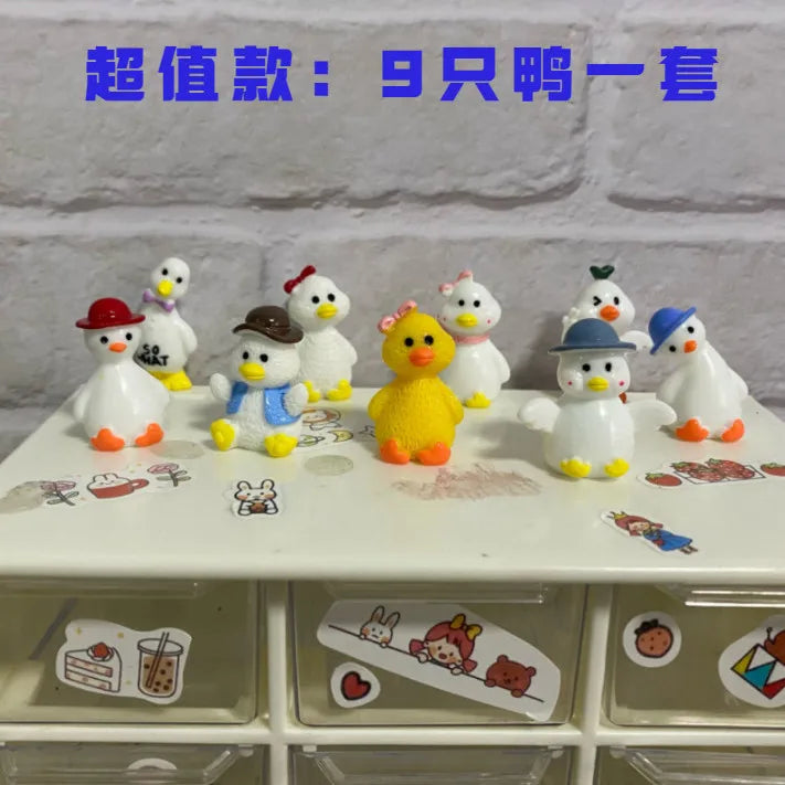 Resin Cute Duckling Car Ornaments Micro Landscape Bonsai Decoration Desktop Creative Trinket Home Accessories Figurines