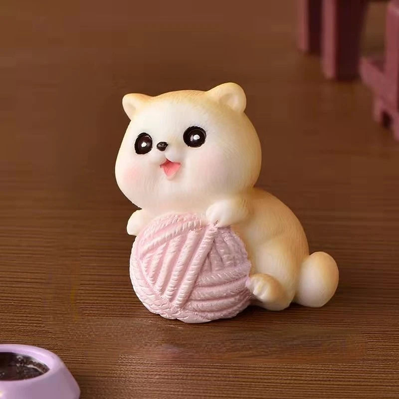 Resin Cute Naughty Cat Car Ornaments Micro Landscape Bonsai Decoration Desktop Creative Trinket Home Decoration Accessories