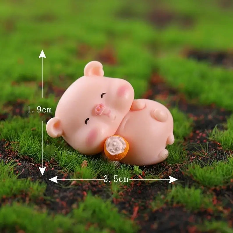 Resin Cute Pig Car Ornaments Micro Landscape Bonsai Decoration Desktop Creative Trinket Home Decoration Accessories Figurines