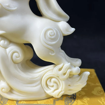 Resin Flying Rabbit Animal Figurine Creative Auspicious Rabbit Home Room Office Cute Ornaments Chinese small gifts Free Delivery