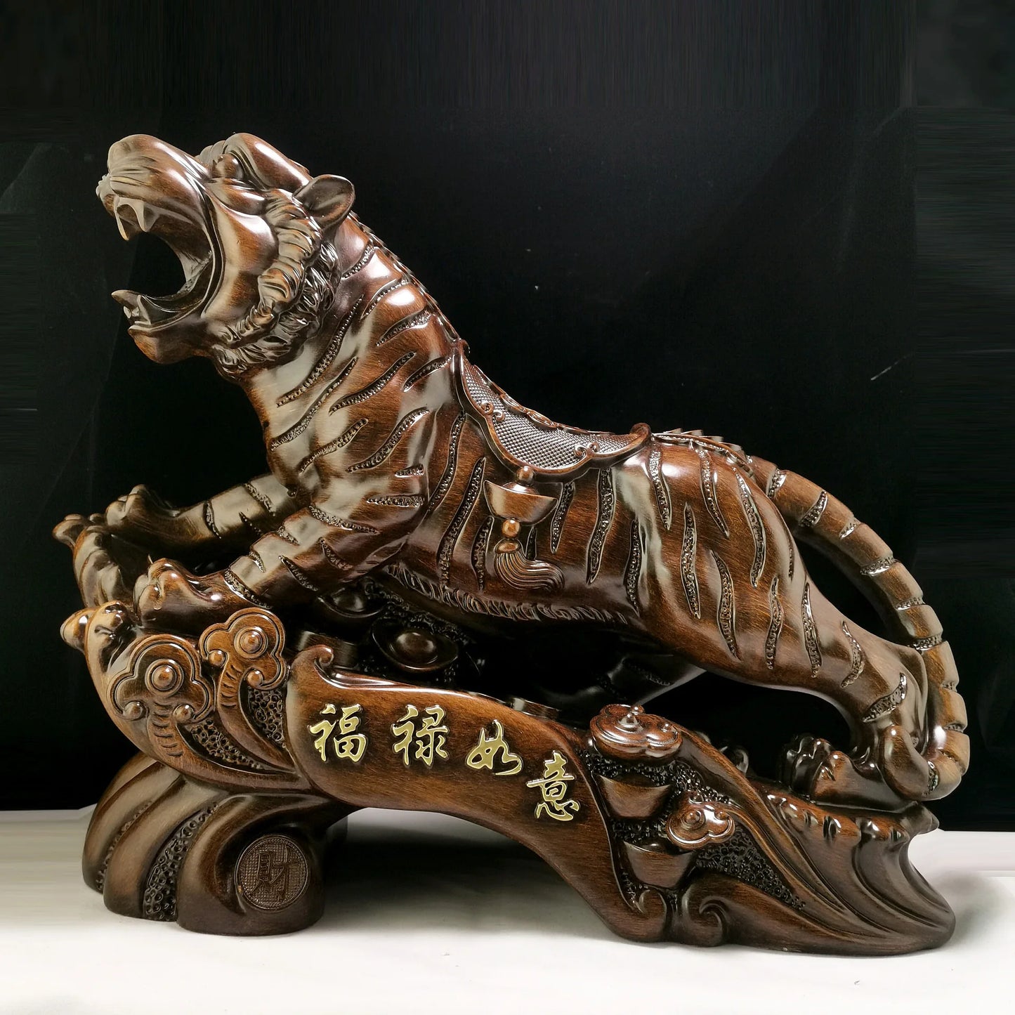 Resin Imitation Wood Carving Tiger Ornaments Made A Good Start In The Year of The Tiger Crafts Wholesale  Living Room Decoration
