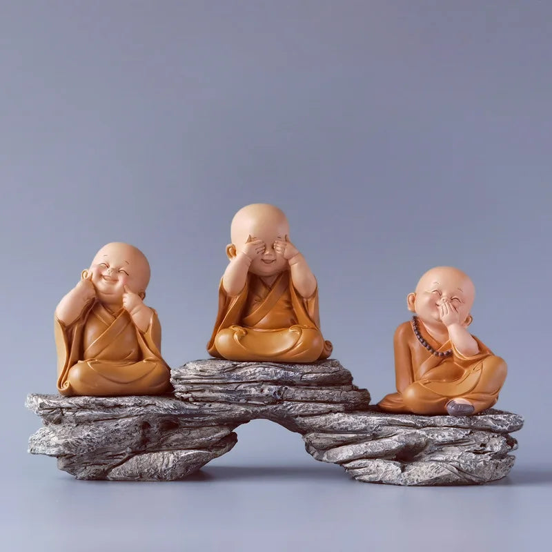 Resin Little Monk Mini Statue  Modern Handmade Sculpture Cute Home Room Potted Plant Office Decorations Statuette Special Offer