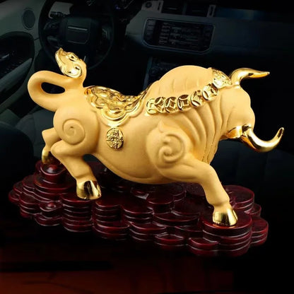 Resin Lucking Gold ingot Golden Cow Animal Statue Art Sculpture Domineering Home Room Office Car Decoration Statue High quality