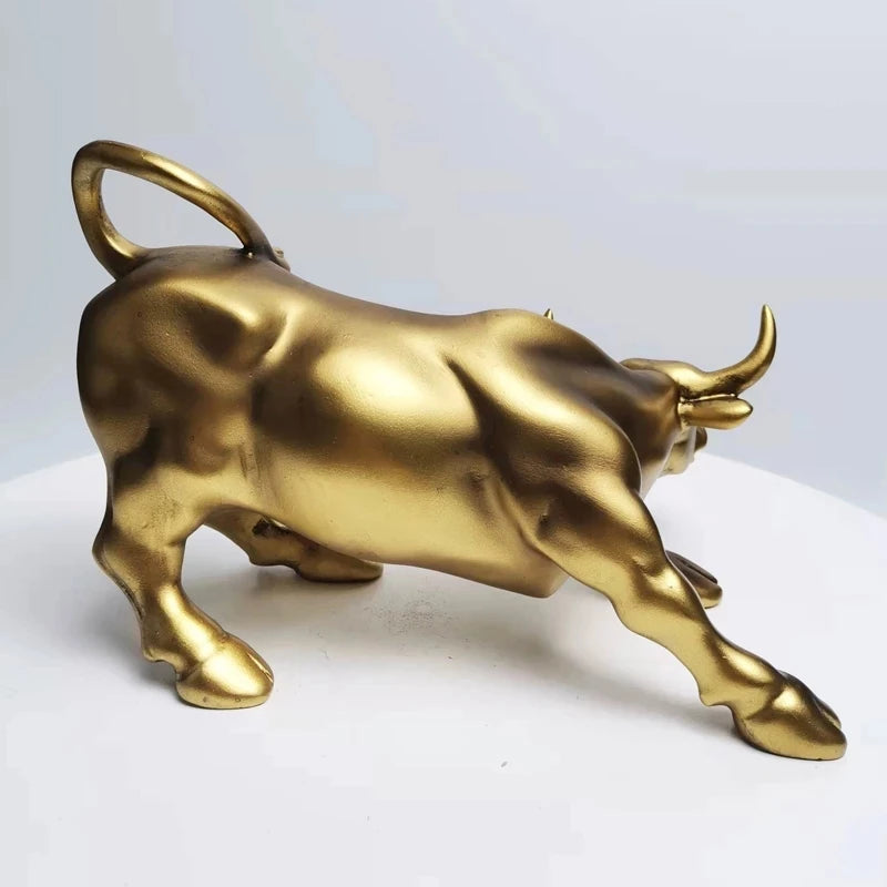 Resin Wall Street Bull Figurine Cattle OX Statue Market Miam Bull Home Feng Shui Art Office Desktop Decor Sculpture Home Decor