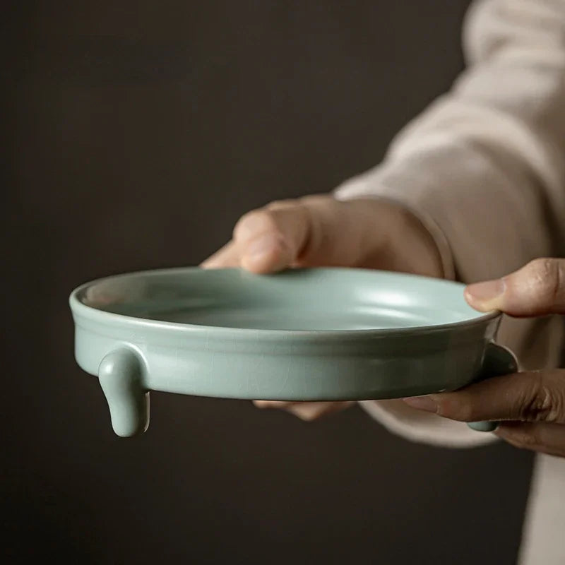 Retro Ceramic Tea Tray Azure Porcelain Pot Bearing Support Ru Kiln Three-legged Dry Brewing Plate Kung Fu Tea Sanck Fruit Plate