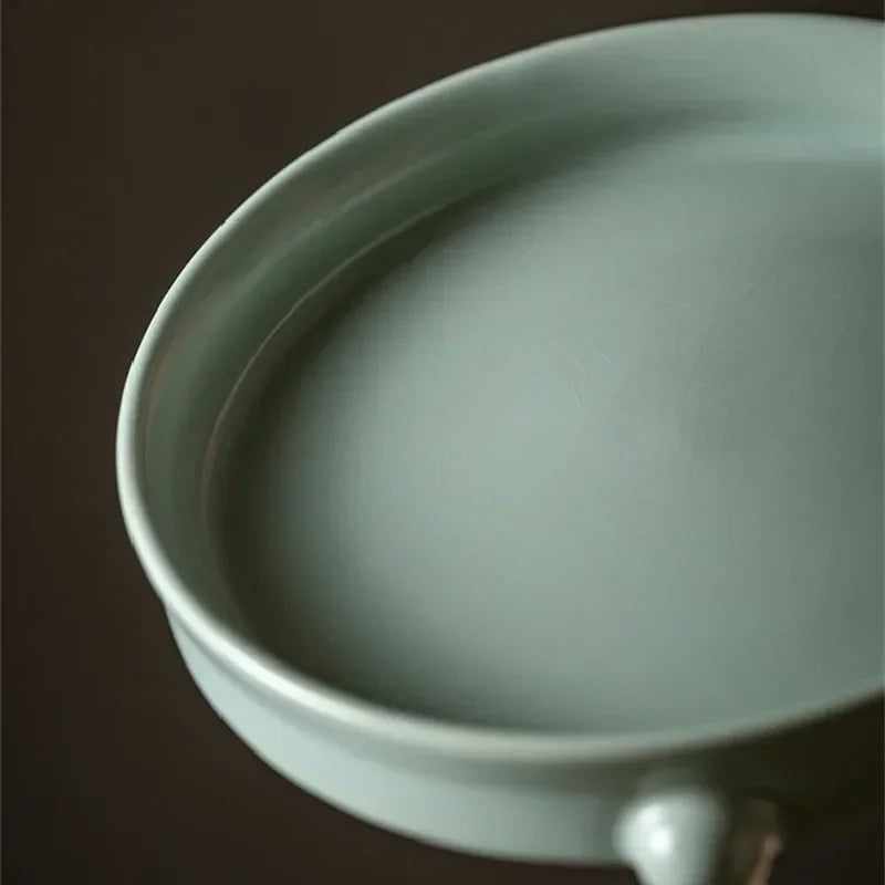 Retro Ceramic Tea Tray Azure Porcelain Pot Bearing Support Ru Kiln Three-legged Dry Brewing Plate Kung Fu Tea Sanck Fruit Plate