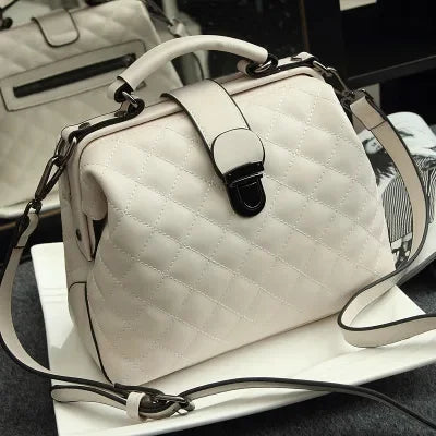 Retro Doctor Fashion Large Capacity Messenger Ladies Shoulder Bag Scrub PU Leather Handbag Two New Style