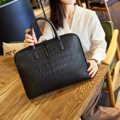 Retro Genuine Leather Women Briefcase Fashion Handbag 14-Inch Laptop Large Capacity Shoulder Messenger Ladies File Bag