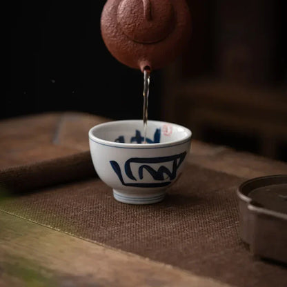 Retro Tea Cup Handwritten Blue White Master Ceramic Kung Fu Set Single Arhat Cups Teaware Kitchen Dining Bar Home Garden