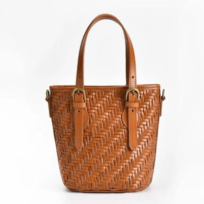 Retro autumn/winter new leather crossbody bag Women's head layer cowhide hand-woven shoulder handbag for women