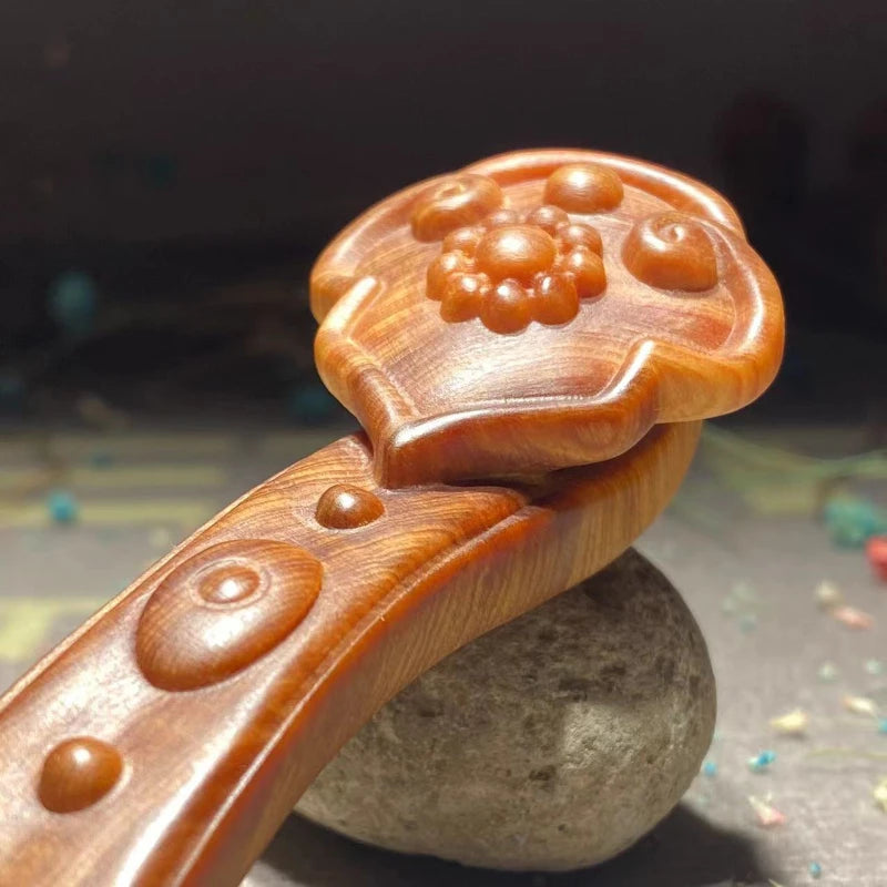 Ruyi Cliff Cypress Wood High Oil Density Carving Meaning Good To Send Elders Wood Carving  Mainland China Figurine Moderne