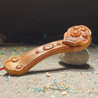 Ruyi Cliff Cypress Wood High Oil Density Carving Meaning Good To Send Elders Wood Carving  Mainland China Figurine Moderne