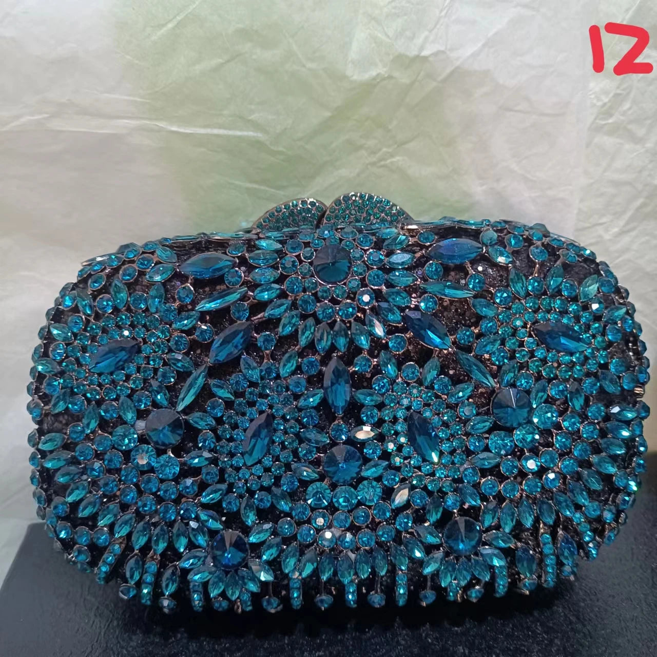 Woman Vintage Blue Diamond Evening Purse Hollow Out Wedding Bridal Banquet Retro Style Bag Birthday Party Gift Crystal Handbag
