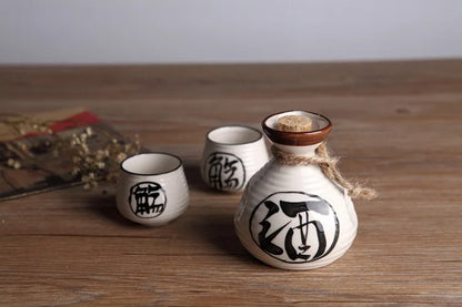Ceramic wine set Japanese sake white wine yellow wine small wine bottle wine glass one pot and two cups three-piece set
