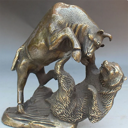 Chinese Fengshui Bronze Cattle Oxen Brown Bear Black Bear Beast Animal Statue