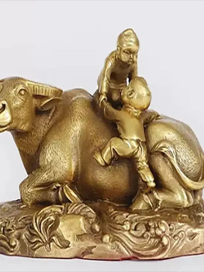 Brass cow decorations, shepherd boy riding cow decorations, cow decorations, home furnishings, living room decorations, gifts