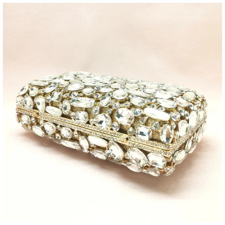 New Arrival Hollow Out Diamond Party Woman Handbag Envelope Shape White Crystal Purse Wedding Bridal Shoulder Toted Cocktail Bag