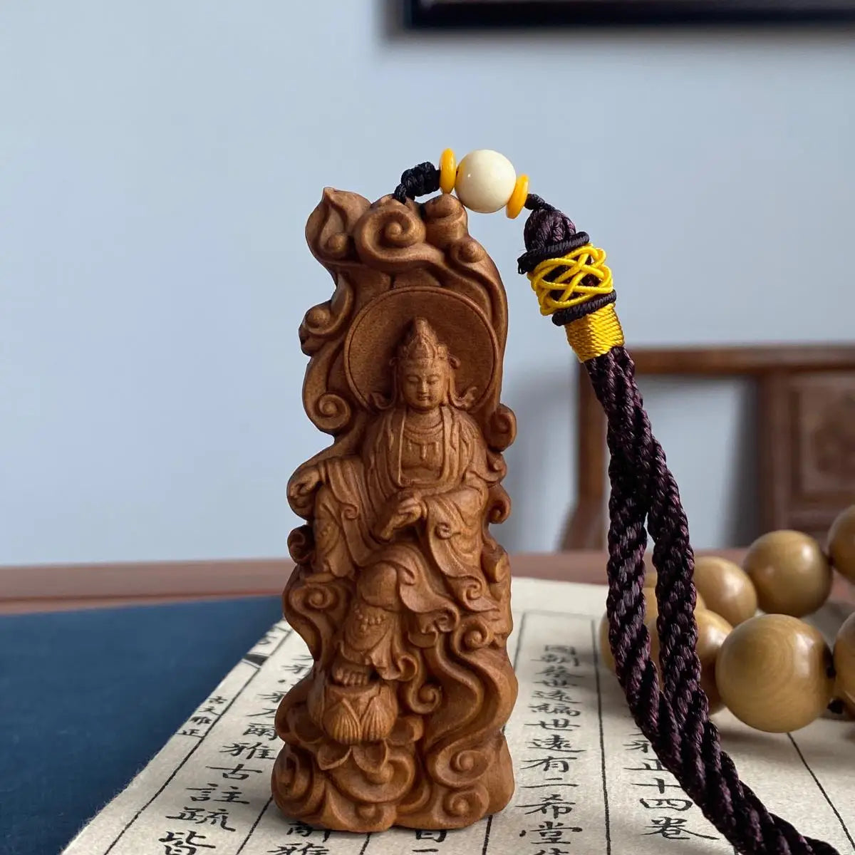 Santalum Wood Car Hanging Real Wood Wood Sculpture Zen Buddha Wood Statue Collection God Lucky Figure Statue Pendant Buddha head